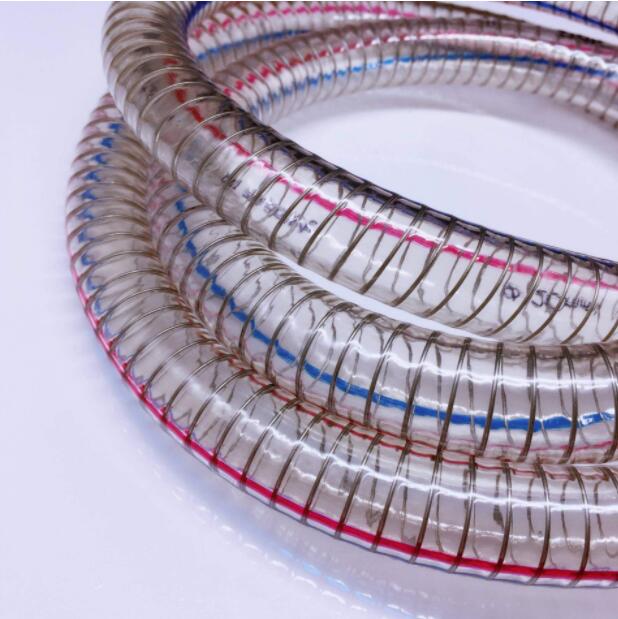 線上線下兩種模式、國內(nèi)國外兩個市場。